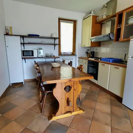 La Rocca By Interhome *